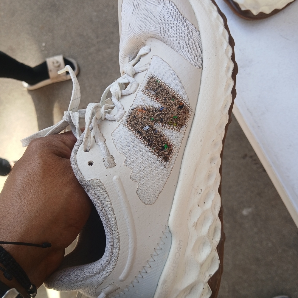 New Balance White Sneakers - Picture 6 of 8